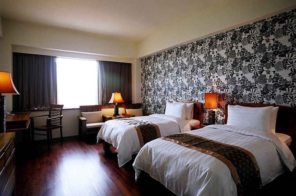 Yentai Hotel Magong Exterior photo
