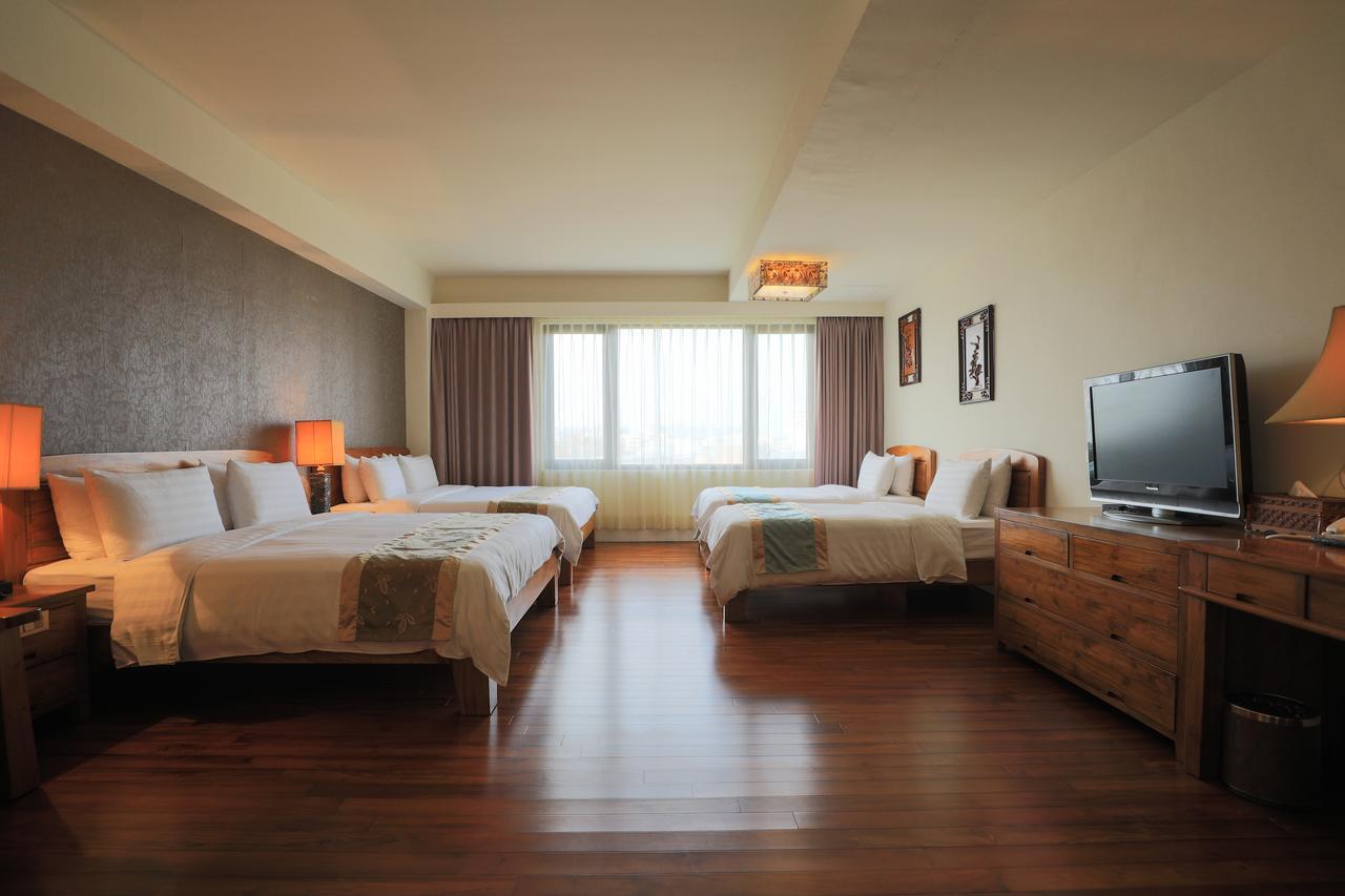 Yentai Hotel Magong Exterior photo